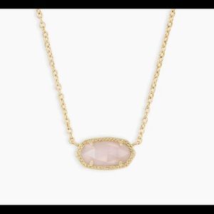 Elisa pendant necklace in light pink